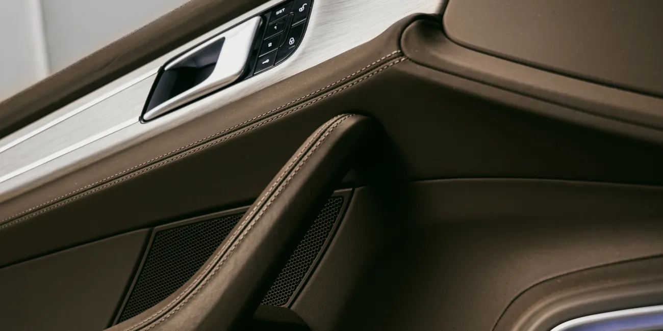В автопарке Hello стало больше Porsche Panamera 😎🔥