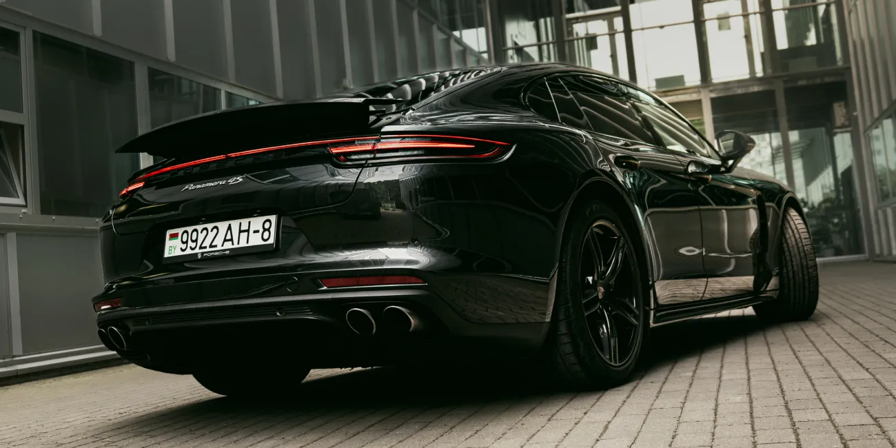 В автопарке Hello стало больше Porsche Panamera 😎🔥